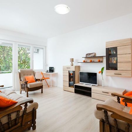 Botun Apartman Free Parking Pula Exteriér fotografie